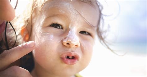 How I Apply Sunscreen to My Toddler's Face and Body | POPSUGAR UK Parenting