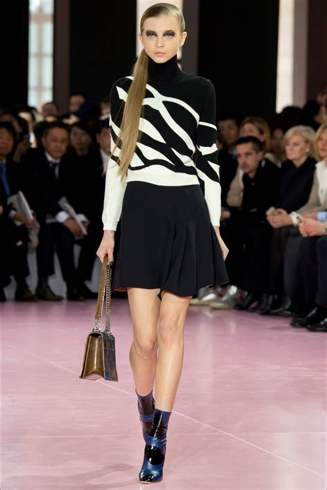 Sfilata Christian Dior Parigi - Collezioni Autunno Inverno 2015-16 - Vogue | Fashion, Paris ...