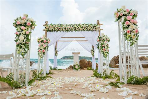 Photo of Floral mandap decor