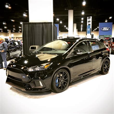 Ford Focus Rs Black - amazing photo gallery, some information and specifications, as well as ...