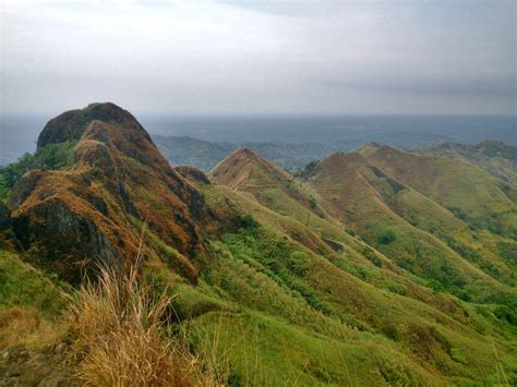 Day hike to Mt. Batulao - The Pinoy Traveler