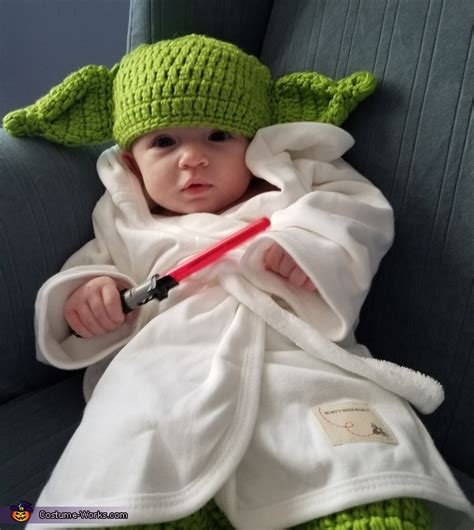 Baby Yoda Costume