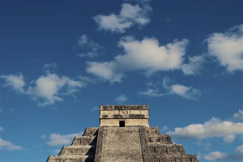 The Ultimate Travel Guide To The Yucatán Peninsula: Scenic Sites & Best ...