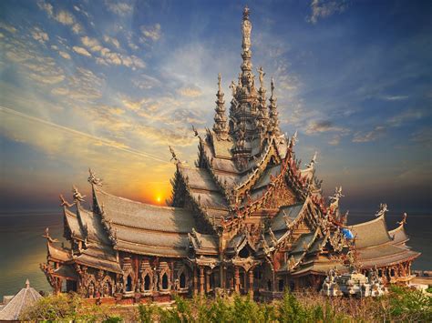 The Sanctuary of Truth, Pattaya Atracție turistică în Thailanda | Thailand travel, Pattaya ...