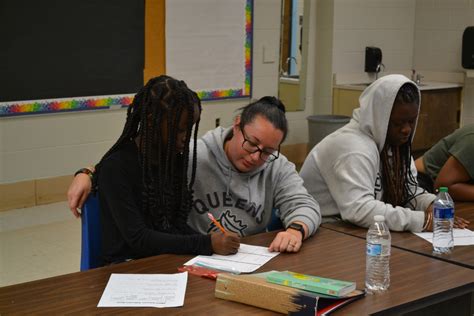 'Sugar and Spice' mentorship program brings Guilford County high school and elementary school ...