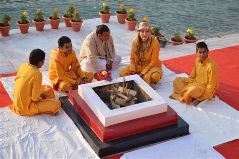 Rishikesh Inside!: Parmarth Niketan Ashram