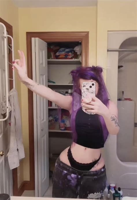 Lol saw this on my tiktok today.. very clearly not edited /s : r/Instagramreality