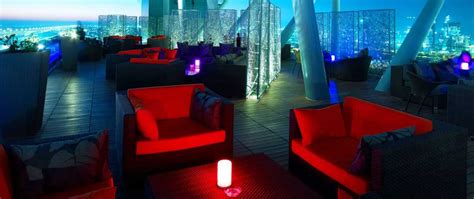 Nightlife in Abu Dhabi: 15 Nightclubs in Abu Dhabi (2024)