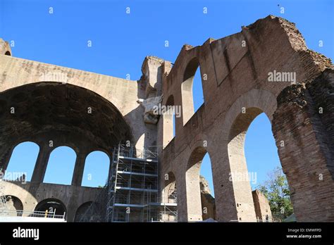 Basilica maxentius constantine hi-res stock photography and images - Alamy