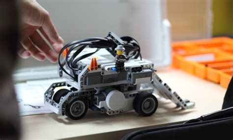 Top 25+ Mind-Blowing DIY Robotics Projects Ideas 2023