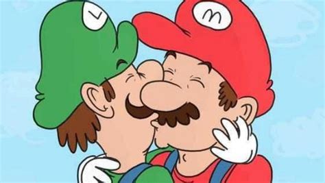 Mario and Luigi Kissing | Know Your Meme