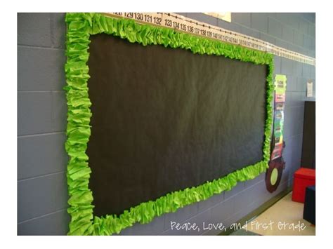 HOW TO MAKE A SCRUNCHY BORDER | Classroom decor, Bulletin board paper ...