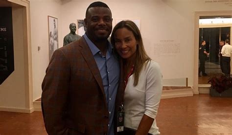 Ken Griffey Jr.'s Wife: Meet Melissa Griffey, Her Net Worth ...