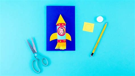 Rocket Card Craft - Super Simple