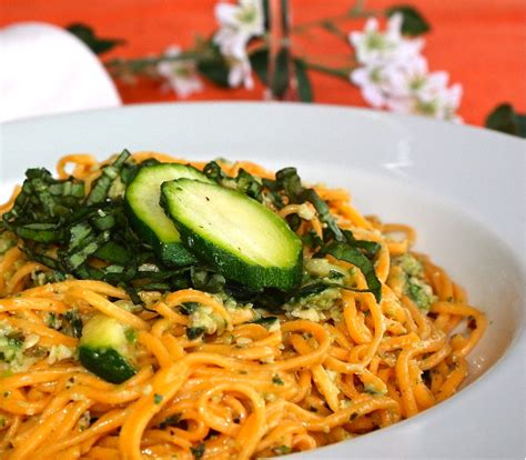 » homemade carrot tagliolini with zucchini and walnut pesto