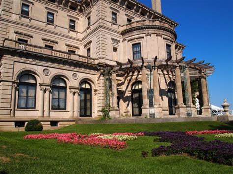 Newport Mansions | Experiencing the Gilded Age - New England Today