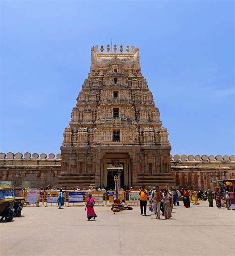 The Entrance To Sri Ranganathaswamy Temple in Srirangapatna, Near Mysore Editorial Stock Photo ...