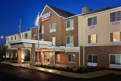 Fairfield Inn & Suites by Marriott- Tourist Class Cincinnati, OH Hotels ...