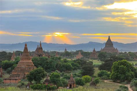 Travel Guide To The Ancient City Of Bagan, Myanmar/Burma - Unusual Traveler