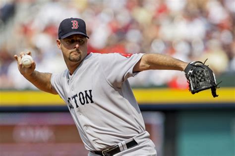 Tim Wakefield, Red Sox knuckleball pitcher and World Series champ, dies ...