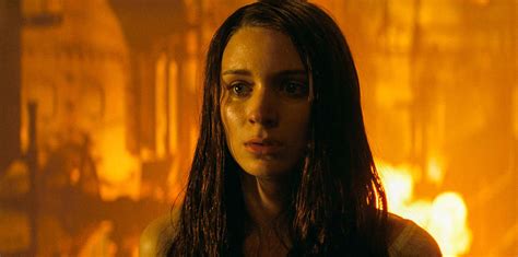 Rooney Mara almost quit acting after A Nightmare on Elm Street | EW.com