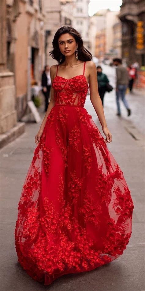 Blood Red Wedding Dresses: 12 Amazing Suggestions | Vestidos incríveis ...