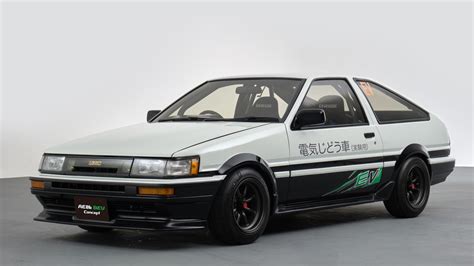 Restored 1980s Toyota Corolla GT-S swapped with EV and hydrogen powertrains