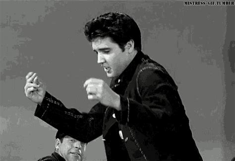 Elvis Presley Dancing GIF - Elvis Presley Dancing Singing - Discover ...