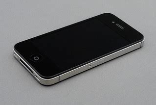 iPhone 4S unboxing 17-10-11 | brett jordan | Flickr