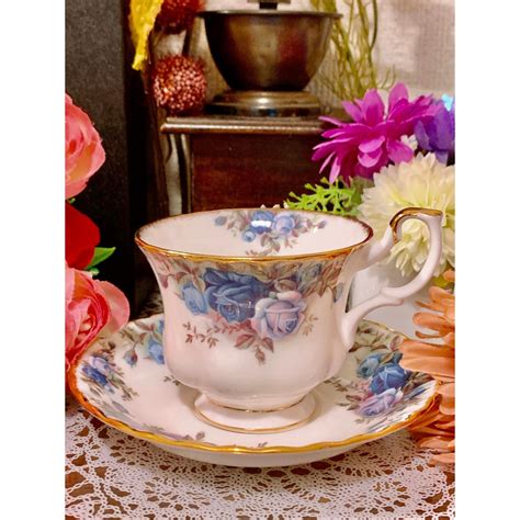 ROYAL ALBERT Moonlight Roses Nostalgic Fine Bone China A Timeless ...