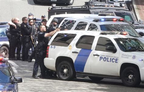 3 police officers shot in downtown Seattle | The Seattle Times