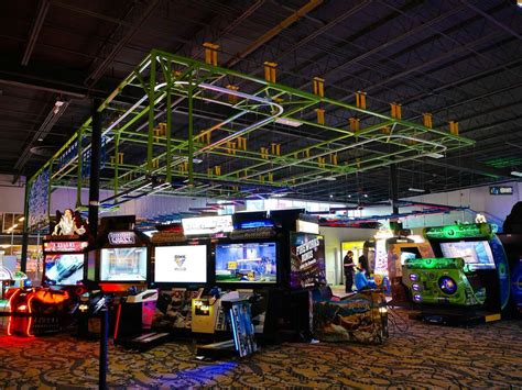 Indoor Andretti go-cart facility with full-service bar coming to San ...