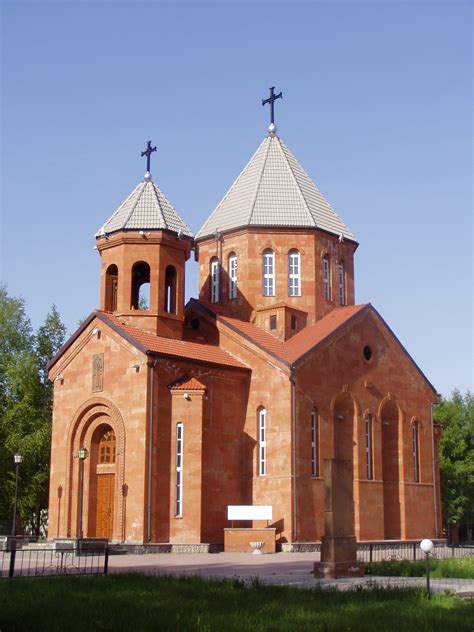 File:Armenian church Kirov.JPG - Wikimedia Commons