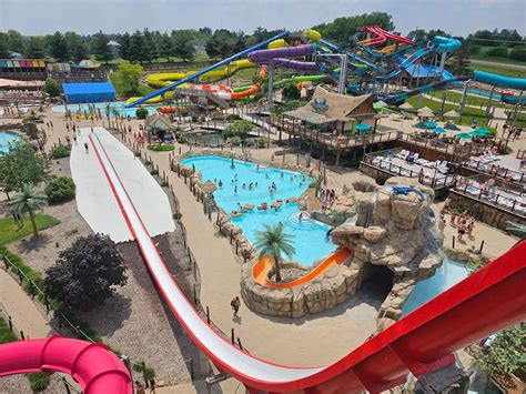 5 Epic Water-Parks In Iowa You Need To Visit - Mainstream Adventures