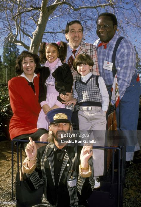 Ringo Starr and "Shining Time Station" Cast News Photo - Getty Images