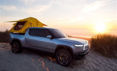 rivian-r1t-beach-camping – Be Sustainable