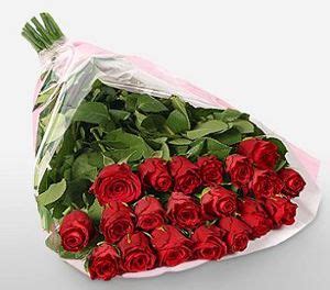 Buy 20 Red Rose Gift Wrap | Arablly.com