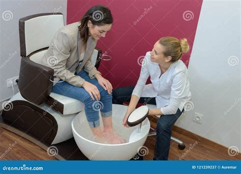 Foot Washing in Spa before Treatment Stock Image - Image of people, concept: 121239237