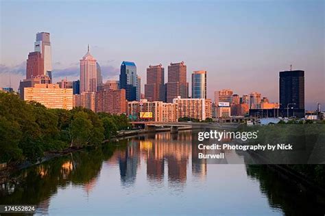 Philadelphia Skyline Sunset Photos and Premium High Res Pictures ...