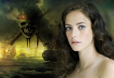 Kaya Scodelario cerca de Piratas del Caribe 5 | Cine PREMIERE