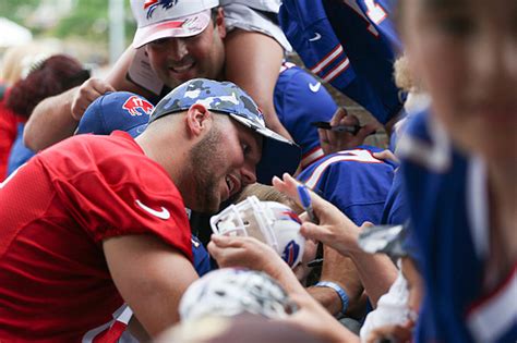 Dear Bills Mafia: Buffalo QB Josh Allen Explains His Autograph Plan ...