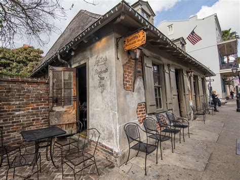 33 Iconic French Quarter Dining Experiences | New orleans vacation ...