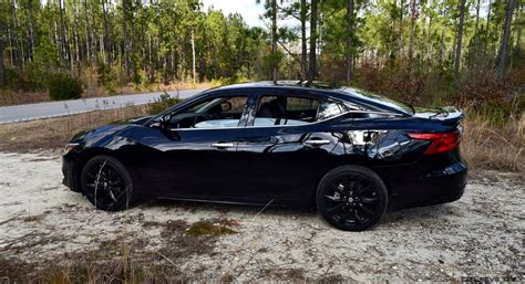 2017 Nissan Maxima SR Midnight Edition 17