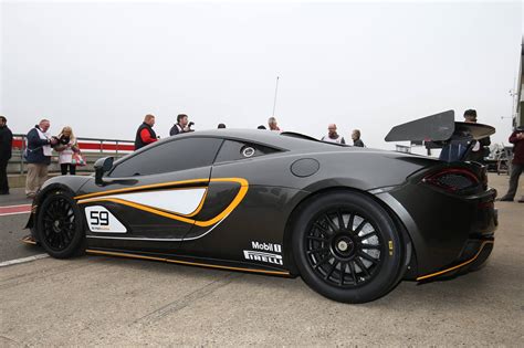 Official: McLaren 570S GT4 Racecar - GTspirit