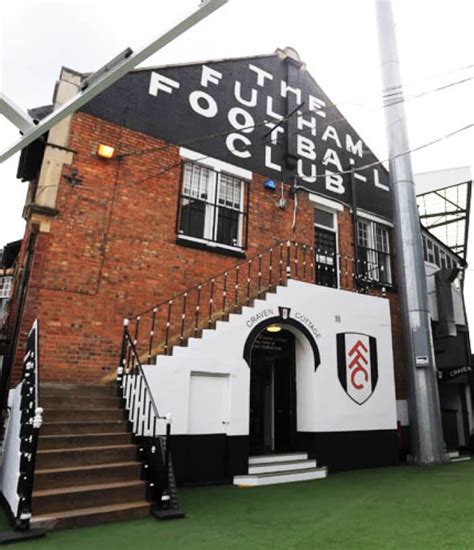 442 Design › Fulham FC Stadium Store