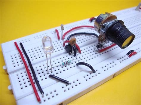 10 Breadboard Projects for Beginners | Electronic circuit design, Bread board, Electronics projects