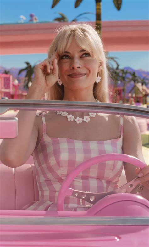 1280x2120 Margot Robbie As Barbie In Barbie Movie 2023 iPhone 6+ ,HD 4k Wallpapers,Images ...