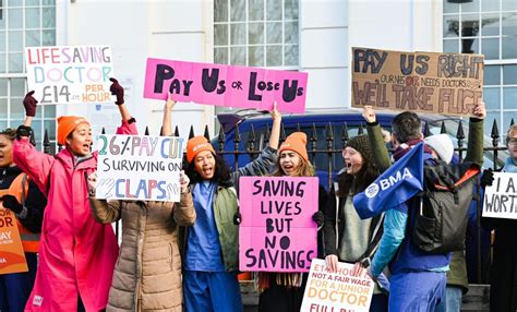 ‘The same struggle’: Nurses back junior doctor strike – Nurses News Hubb