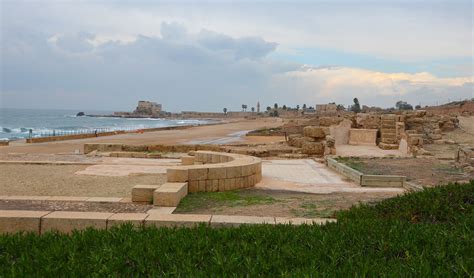 Looking to Caesarea Harbor | Caesarea National Park, archaeo… | Flickr