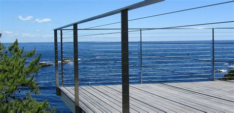 Sleek Stainless Steel Cable Railing - Ogunquit, ME - Keuka Studios